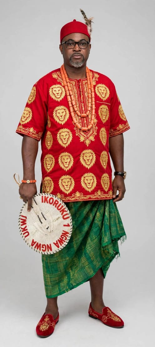Traditional Crimson Isiagu with Ikoruku Fan